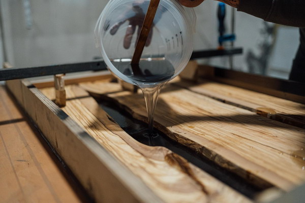 Lavorazione artigianale del legno ad Avigliana